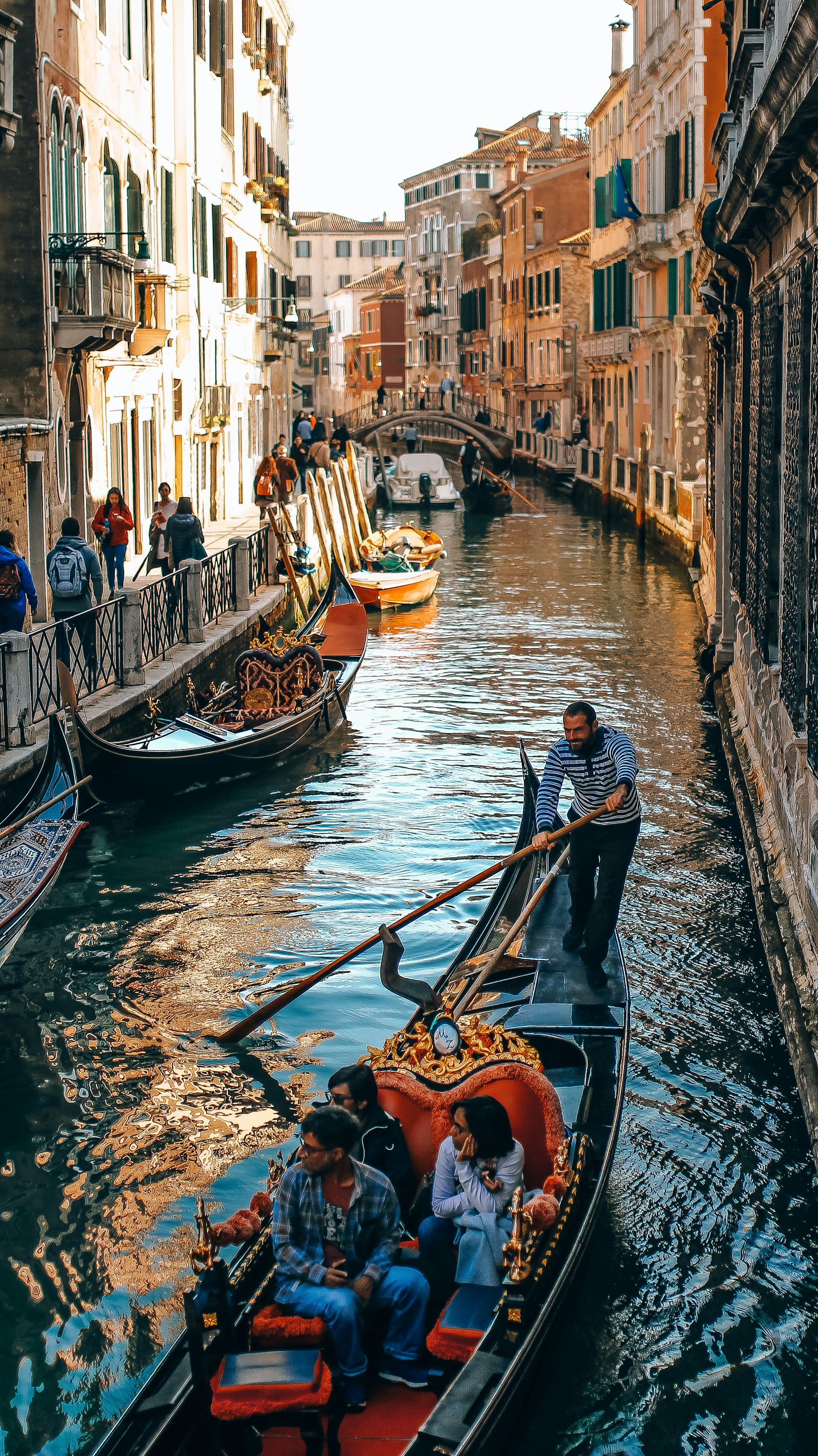 Венеция с 25 апреля стала брать оплату для туристов за посещение города.jpg